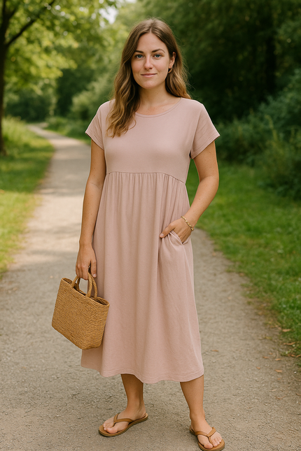 Elegant Maxi Dress with Side Pockets