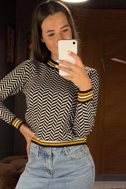Geometric Striped Knitted Pullover