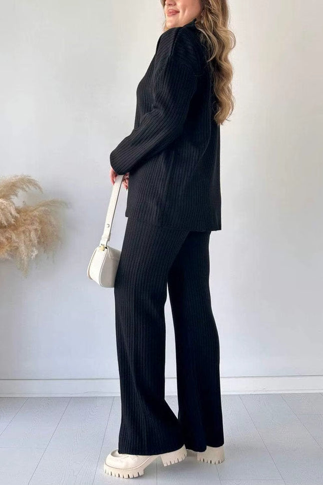 Ribbed Knit Two-Piece Set with Zipper Detail