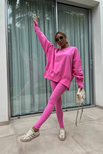 Two-Piece Knitted Lounge Set - Pink
