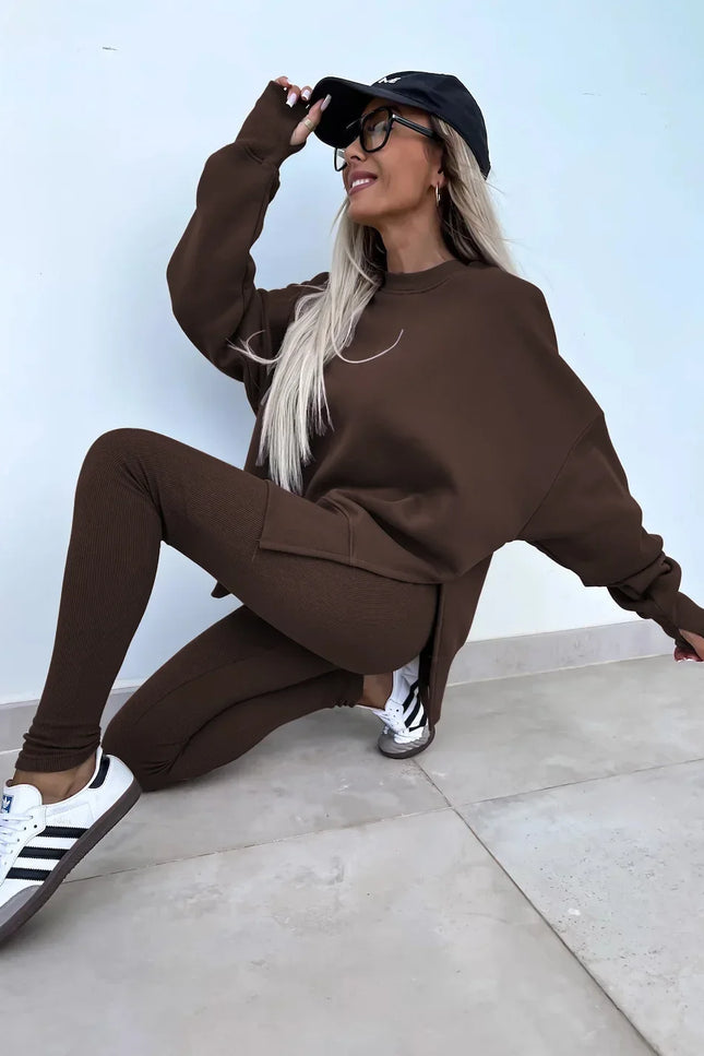 Two-Piece Knitted Lounge Set - Brown