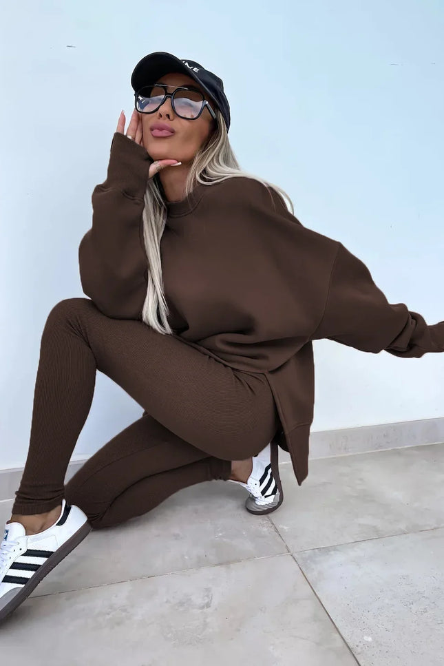 Two-Piece Knitted Lounge Set - Brown