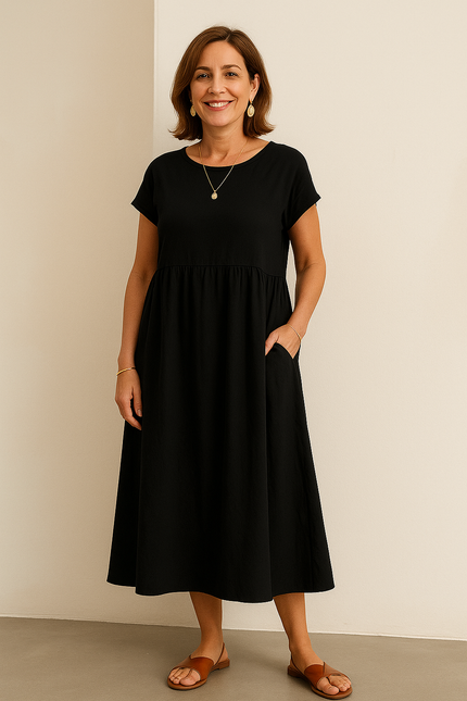 <strong>Black –</strong> Classic and empowering – the black dress makes a strong statement while keeping the same cozy comfort you’ll love.